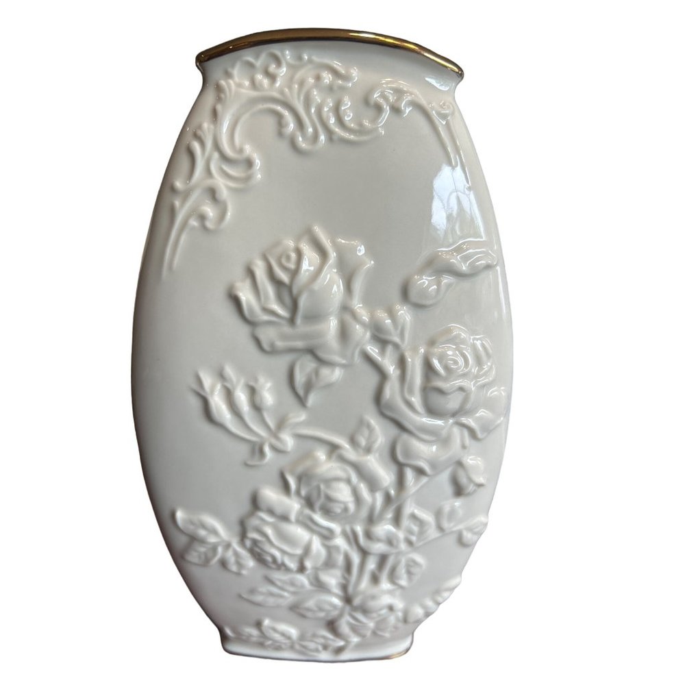 Lenox Ivory China Sculptural Rose Vase, 24 Karat Gold Trim